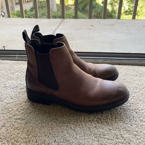 Frye Bowery Chelsea Boot (brown) size 11.5